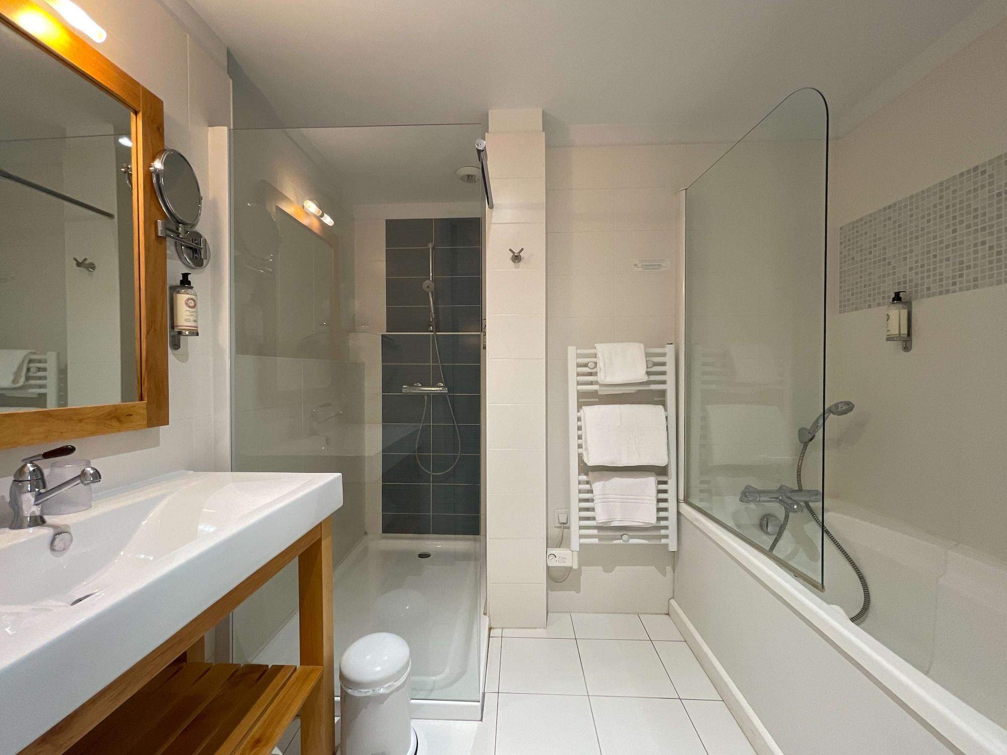 Best Western Plus Hotel Kregenn Quimper Ngoại thất bức ảnh